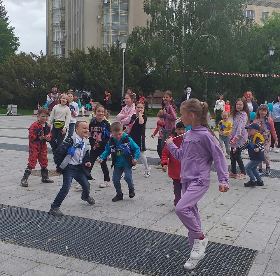“Європою на повних вітрилах”