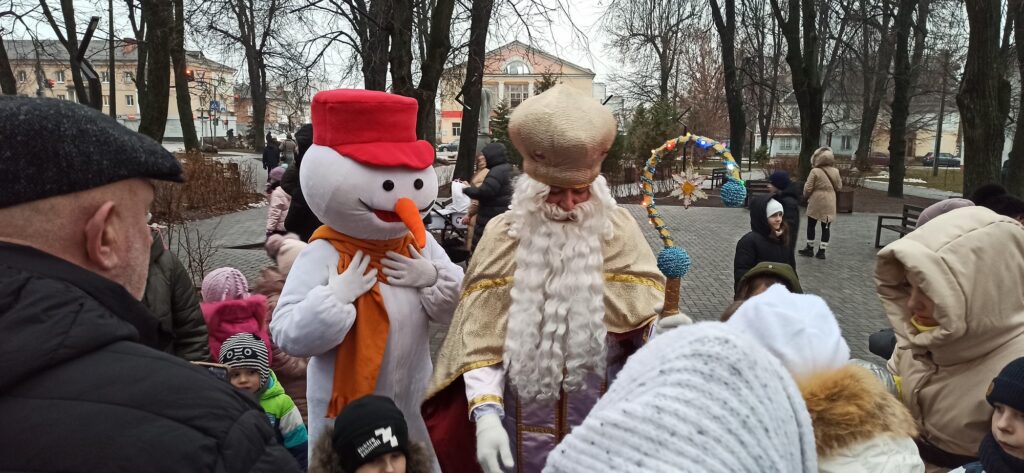 З Днем Святого Миколая від Житомирського академічного обласного театру ляльок – 3!